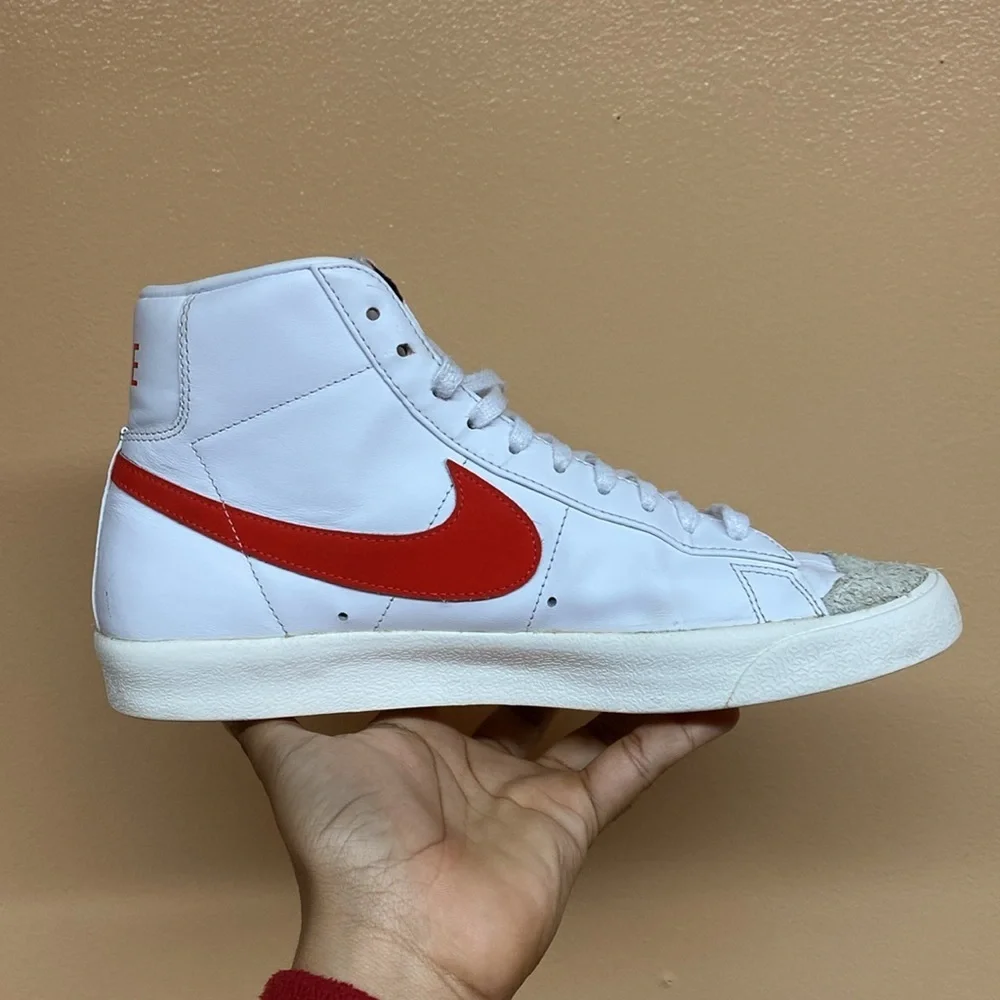 Nike Blazer Mid 77 Vintage “Habanero Red”